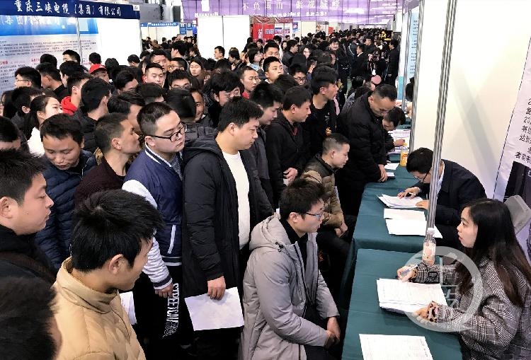江苏高邮人才市场招聘，人才汇聚，机遇无限