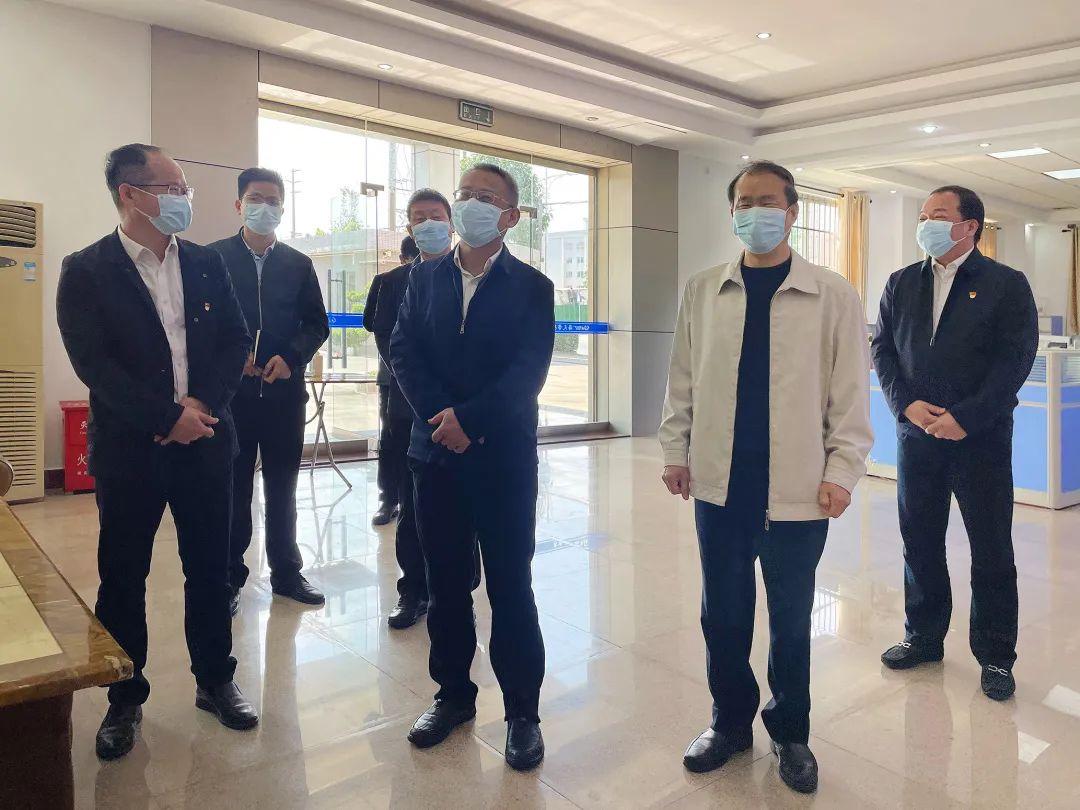 江门中华人才网最新招聘动态，职业发展的机遇与挑战
